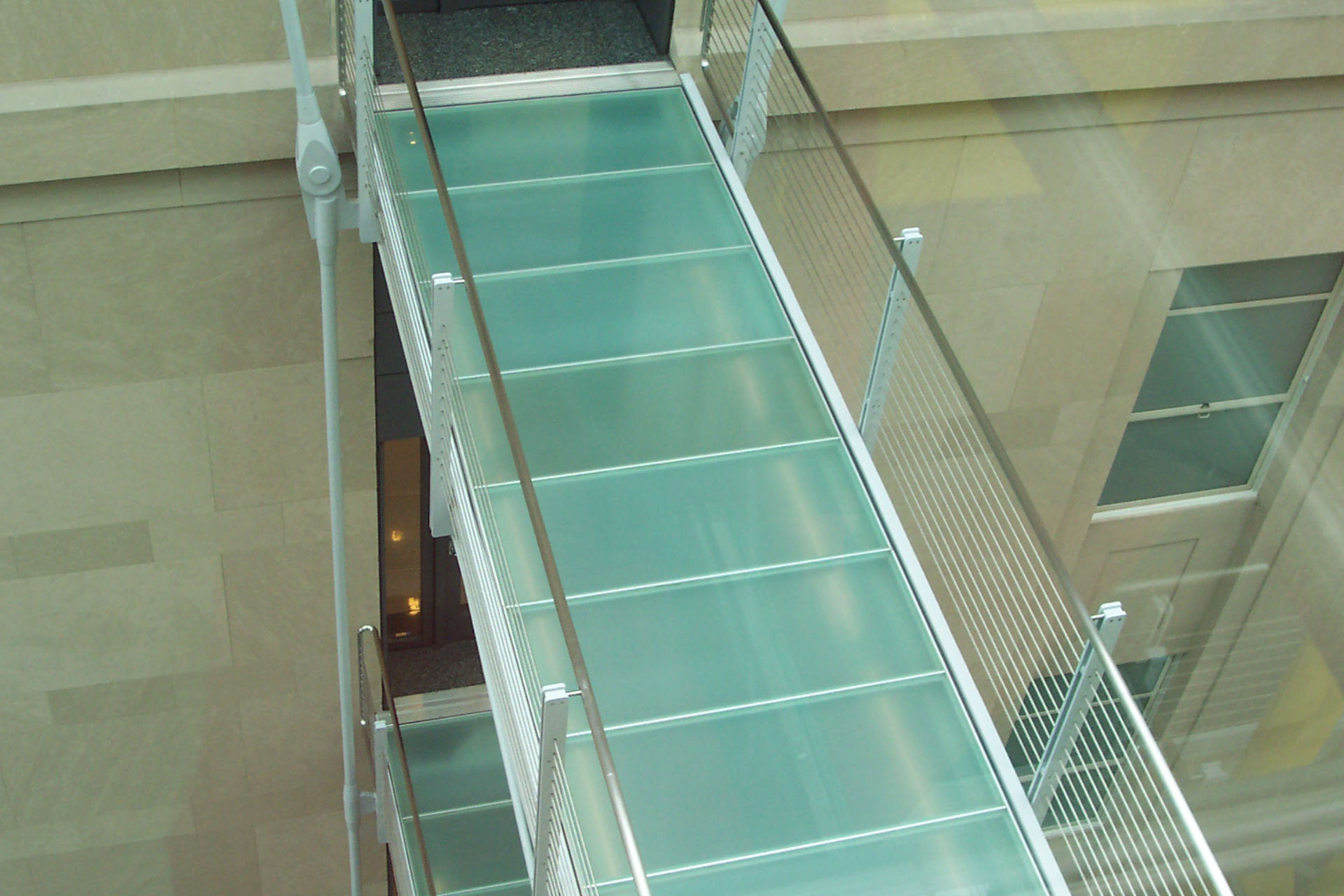 GlassWalk structural glass system
